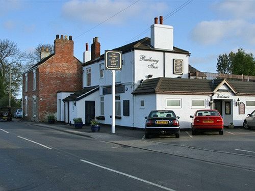 The Railway Inn Rise Exterior foto
